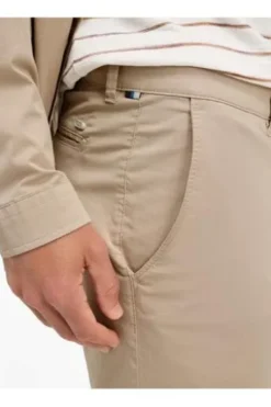 BRAX Ultralight Bermuda Bozen Beige Regular Fit