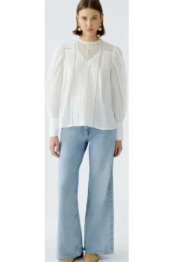 OUI Baumwollbluse stilvolle Falten, verspielte Rüschen und elegante Spitze cloud dancer A-Shape Langarm